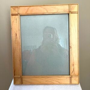 7.5” x 9.5” Wooden Frame